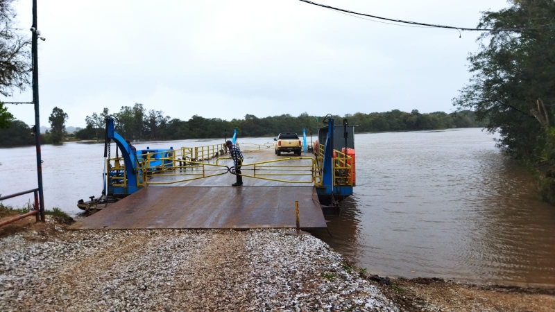 Noticia rio-jacui-sobe-e-coloca-a-defesa-civil-em-alerta